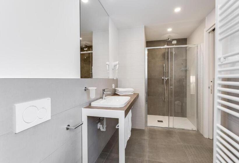 Полулюкс Повышенной Комфортности, Europa