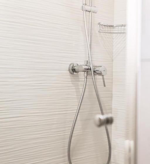 Номер Superior, Europa