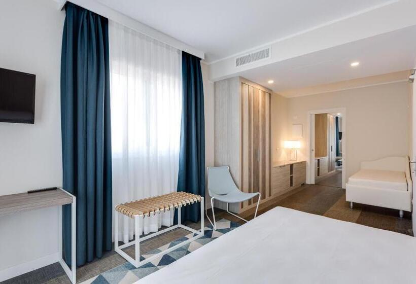 Полулюкс Повышенной Комфортности, Europa