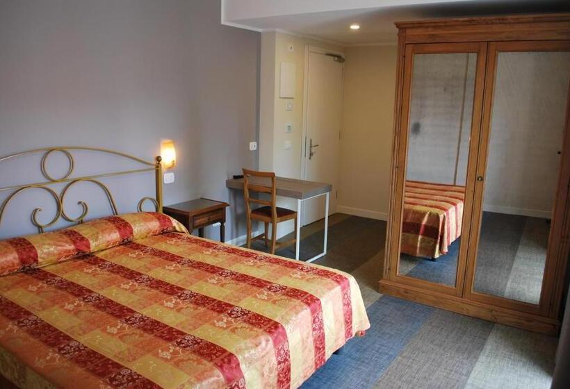 Номер Superior, Europa