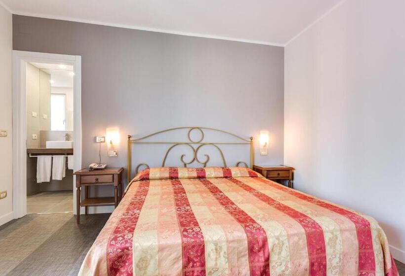 Номер Superior, Europa