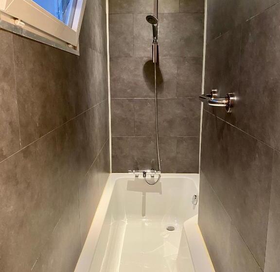 Номер Стандарт, Hôtel Céline   Hôtel De La Gare