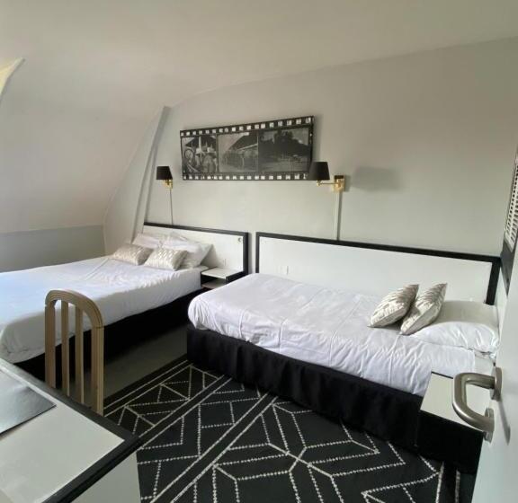 Номер Стандарт Трехместный, Hôtel Céline   Hôtel De La Gare