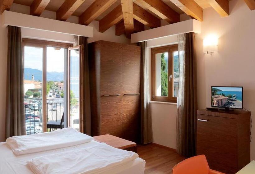 غرفة كومفورت, Lido