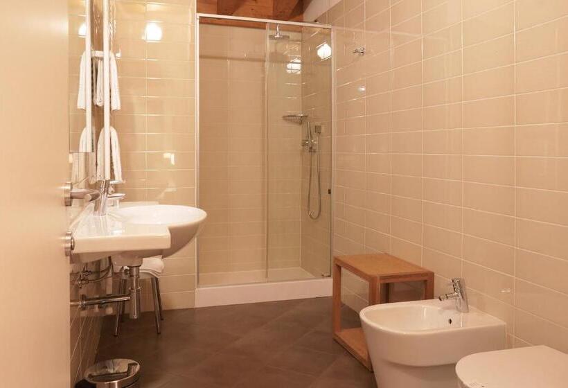 غرفة ديلوكس مطلة على البحيرة, Lido