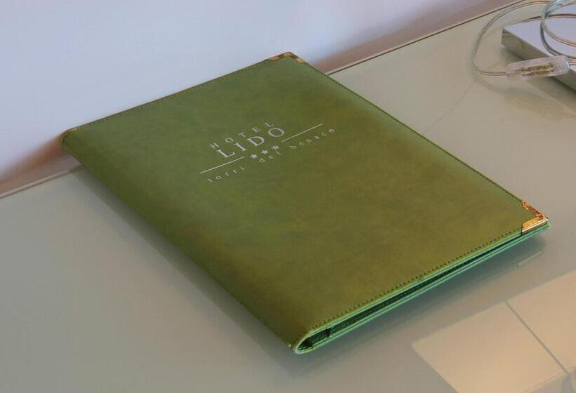 غرفة قياسية ثلاثية, Lido