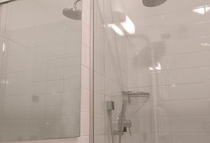 غرفة قياسية ثلاثية, Lido