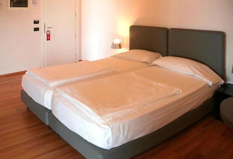 جناح عائلي, Lido