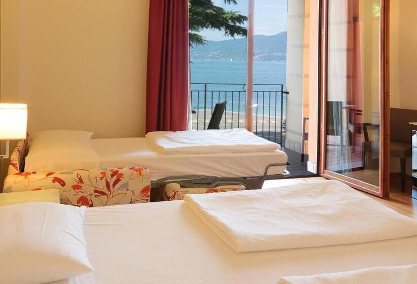 غرفة قياسية ثلاثية, Lido