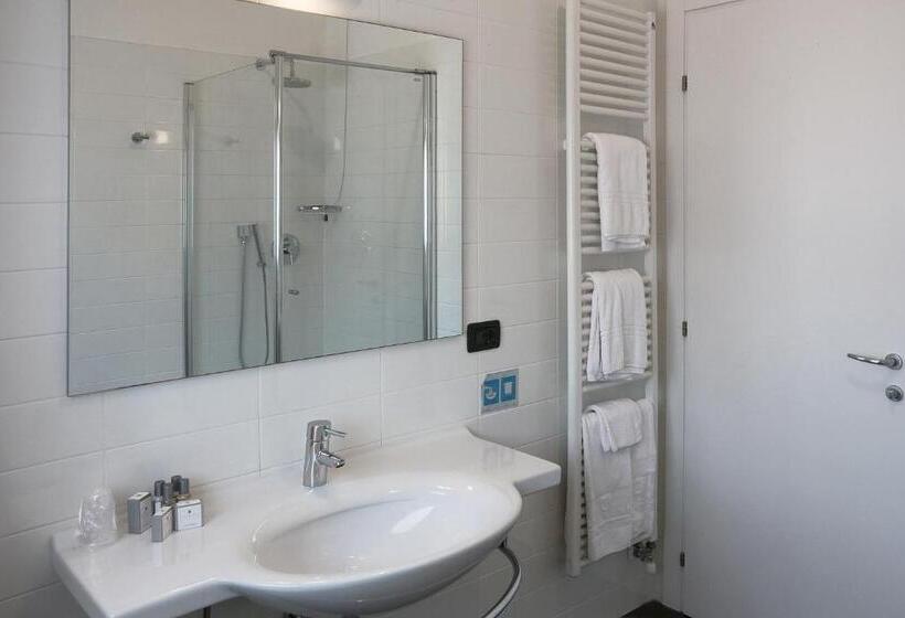 غرفة كومفورت, Lido