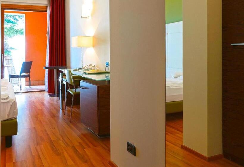 غرفة ديلوكس مطلة على البحيرة, Lido