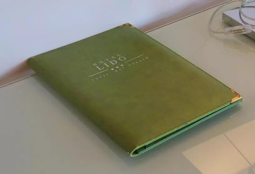 Deluxe-huone Järvinäkymä, Lido