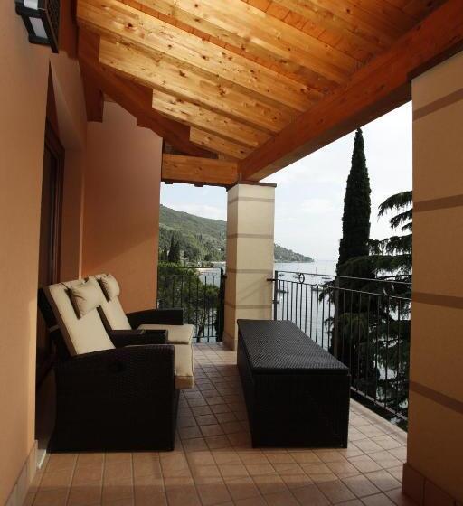 جناح عائلي, Lido