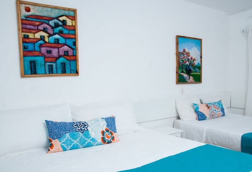 标准间, Neptuno Refugio