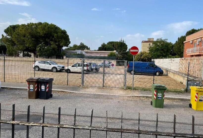 דירת שני חדרים, Hb Albergo Lamanna