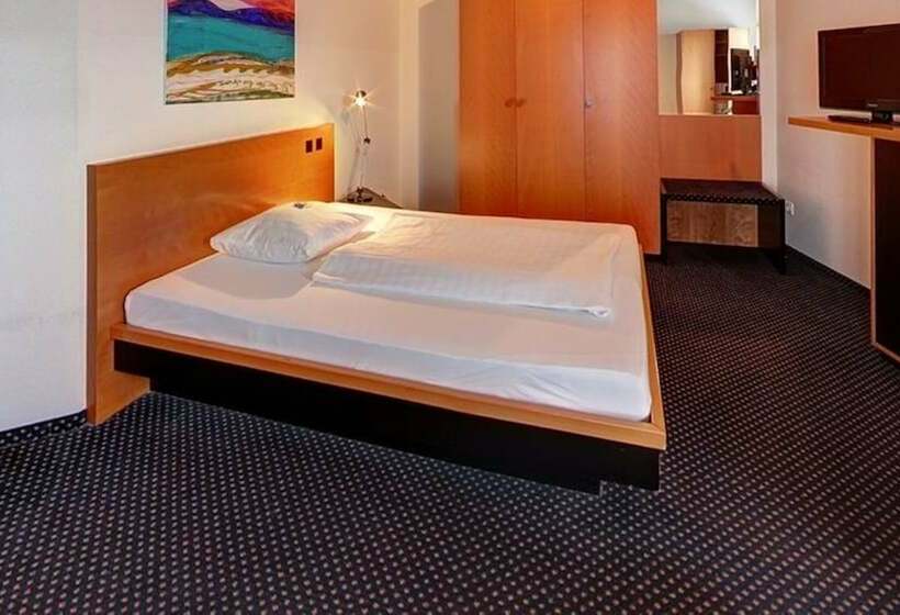 اتاق استاندارد یک نفره, Plaza Suites Rüsselsheim