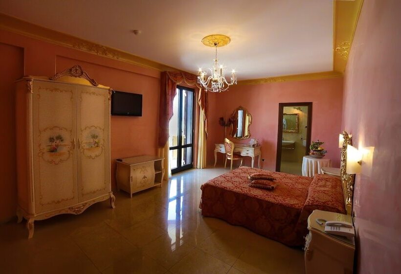 اتاق استاندارد با وان آب گرم, Riva Del Sole