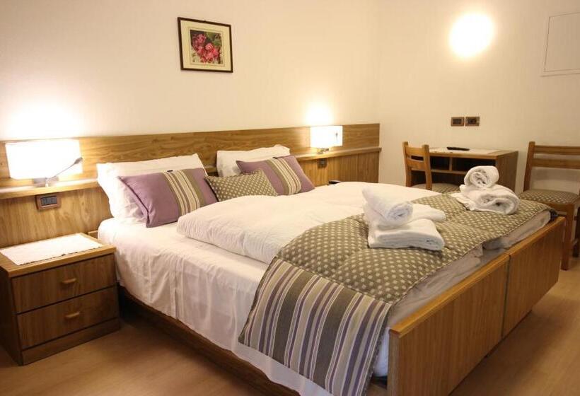 חדר סטנדרט, Rosalpina