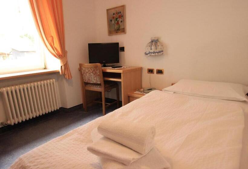 חדר סטנדרט יחיד, Rosalpina