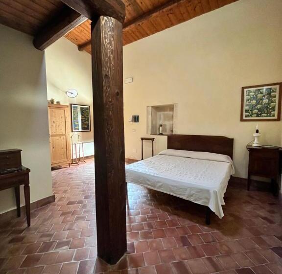 اتاق استاندارد چهار تخته, Tenuta Aguglia