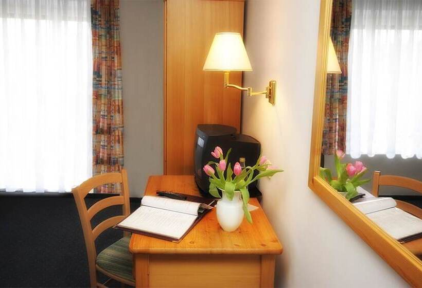 Номер Стандарт, Trasen