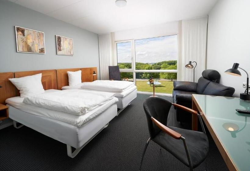 Superior Room, Trinity Hotel Og Konference