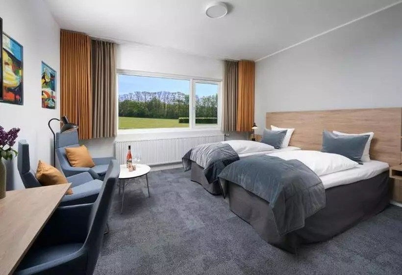 Superior Room, Trinity Hotel Og Konference