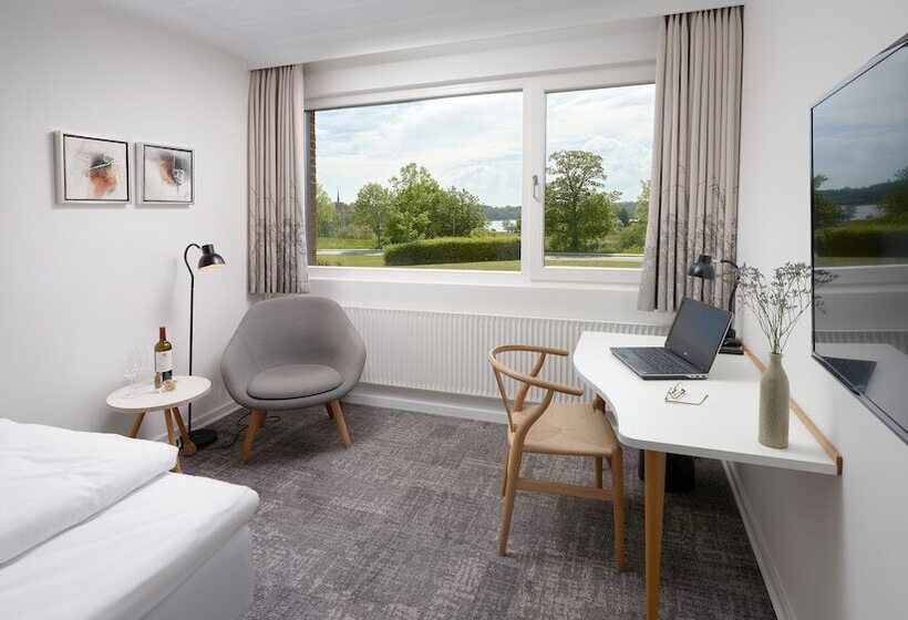 Superior Single Room, Trinity Hotel Og Konference