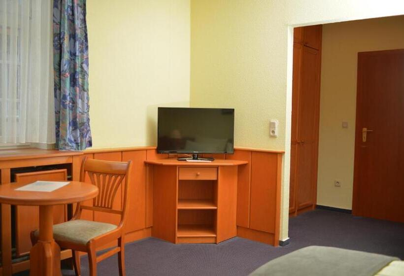 Номер Стандарт, Zur Stadt Cassel