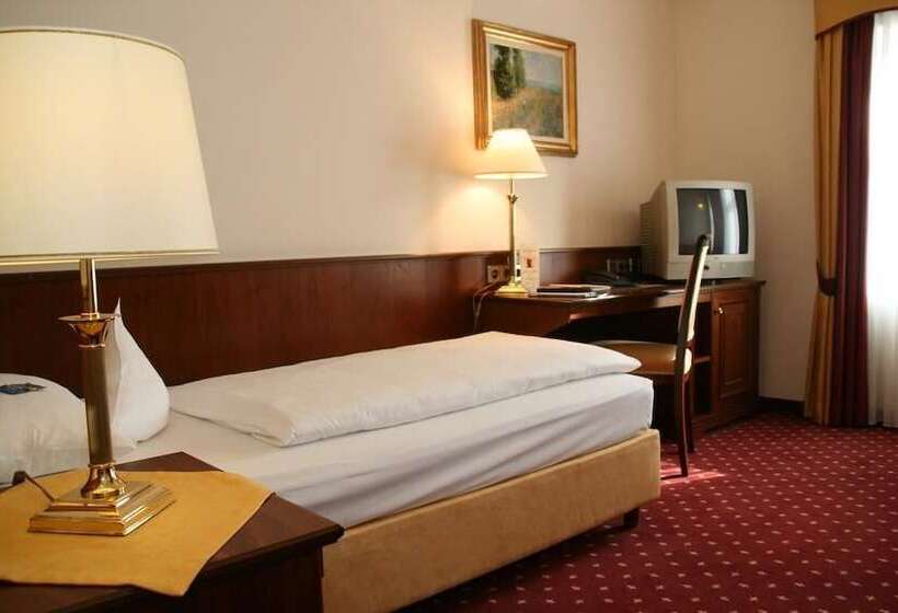 Номер Стандарт Индивидуальный, Landhotel Zum Hessenpark