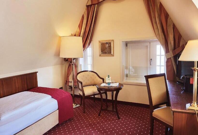 Номер Стандарт Индивидуальный, Landhotel Zum Hessenpark