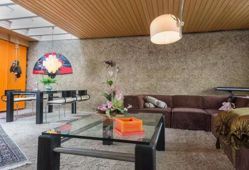 اتاق استاندارد, Parkhotel 1970