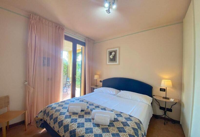 带1个卧室的高级公寓, Garda Resort Village