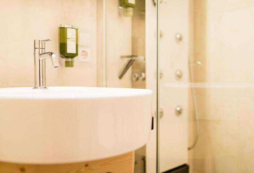 Апартаменты 2 Спальни, Romantik & Family Hotel Gardenias