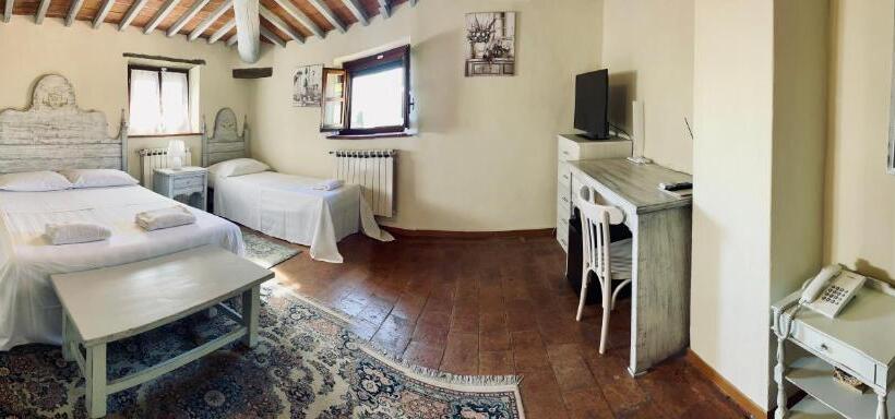 スタンダードトリプルルーム, Villa Schiatti