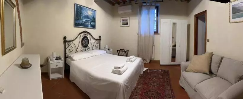Huoneisto 1 Makuuhuone Pohjakerros, Villa Schiatti