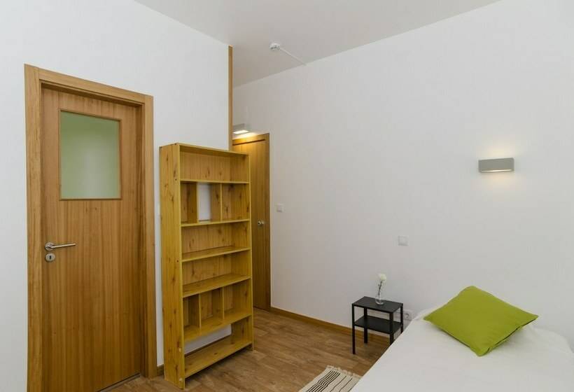 اتاق استاندارد یک نفره, Faro Albacor Residence   Hostel