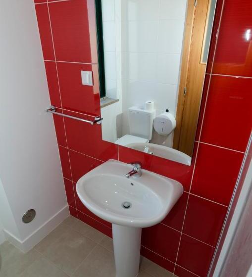 اتاق استاندارد یک نفره, Faro Albacor Residence   Hostel