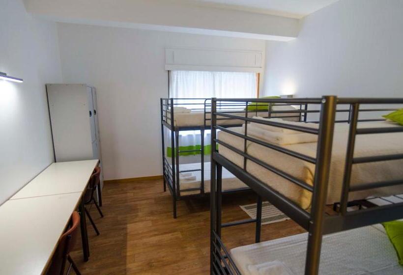 اتاق استاندارد چهار تخته, Faro Albacor Residence   Hostel