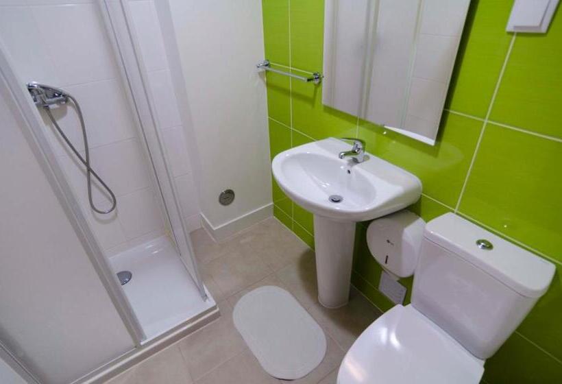 اتاق استاندارد چهار تخته, Faro Albacor Residence   Hostel