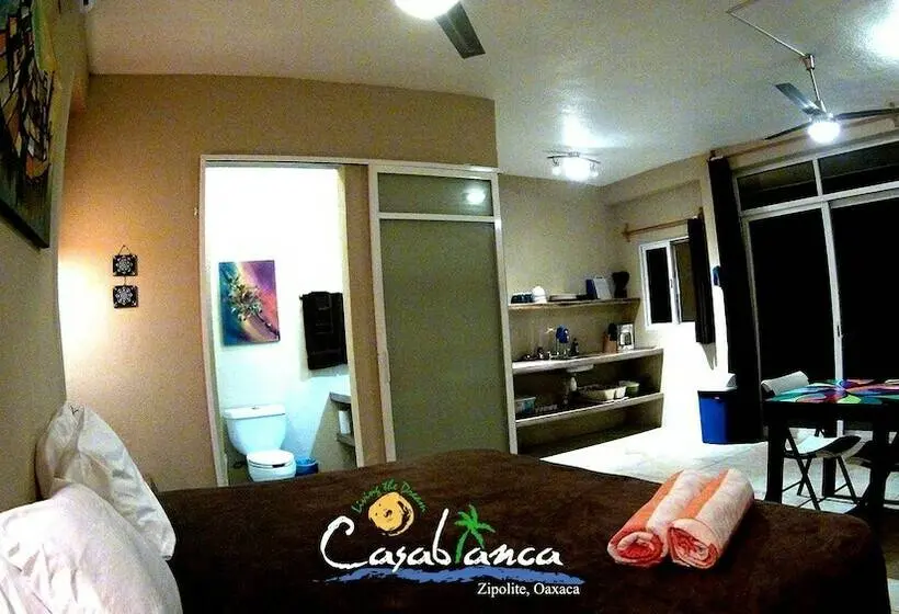 コンフォーとスイートルーム, Casablanca Guest House