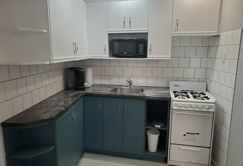 سوئیت 2 خوابه, Celadon Lodge