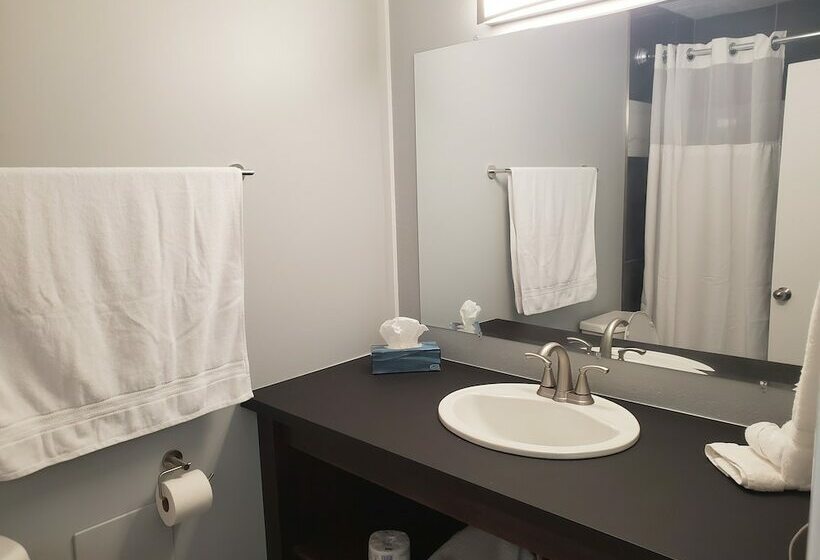 سوئیت 2 خوابه, Celadon Lodge