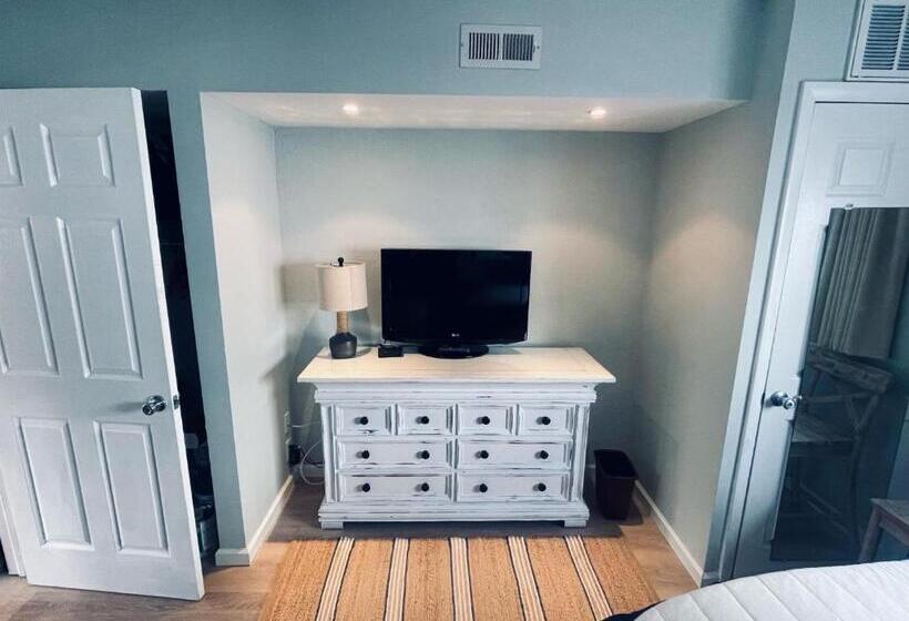 高级套房, Desert Sand Resort