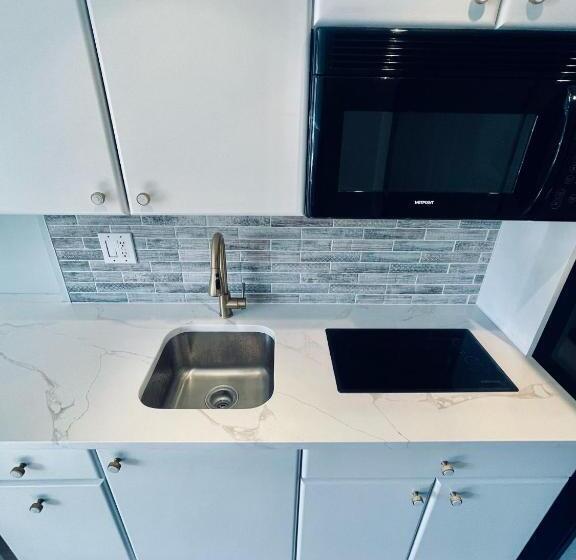 高级套房, Desert Sand Resort