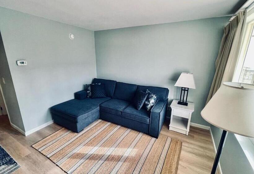 高级套房, Desert Sand Resort