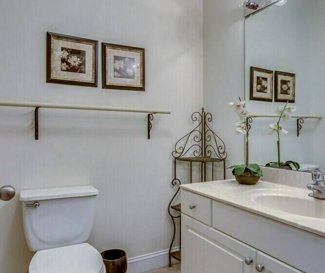 Апартаменты 4 Спальни, Hemingways By The Sea