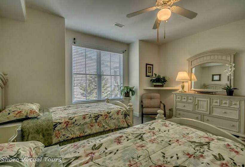 Апартаменты 4 Спальни, Hemingways By The Sea