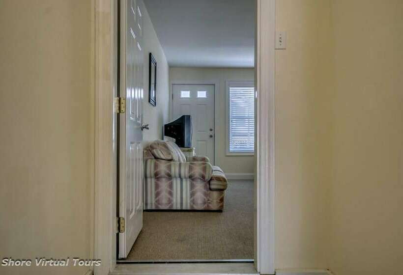 Апартаменты 4 Спальни, Hemingways By The Sea