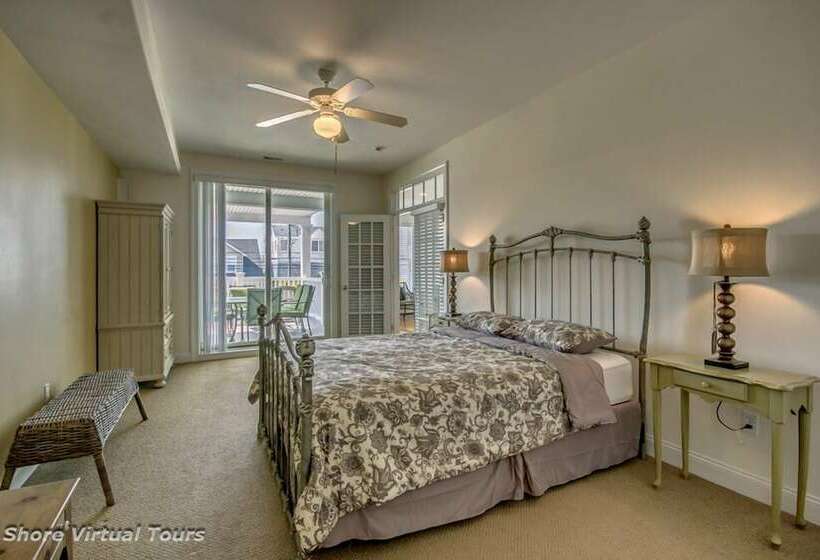 Апартаменты 4 Спальни, Hemingways By The Sea